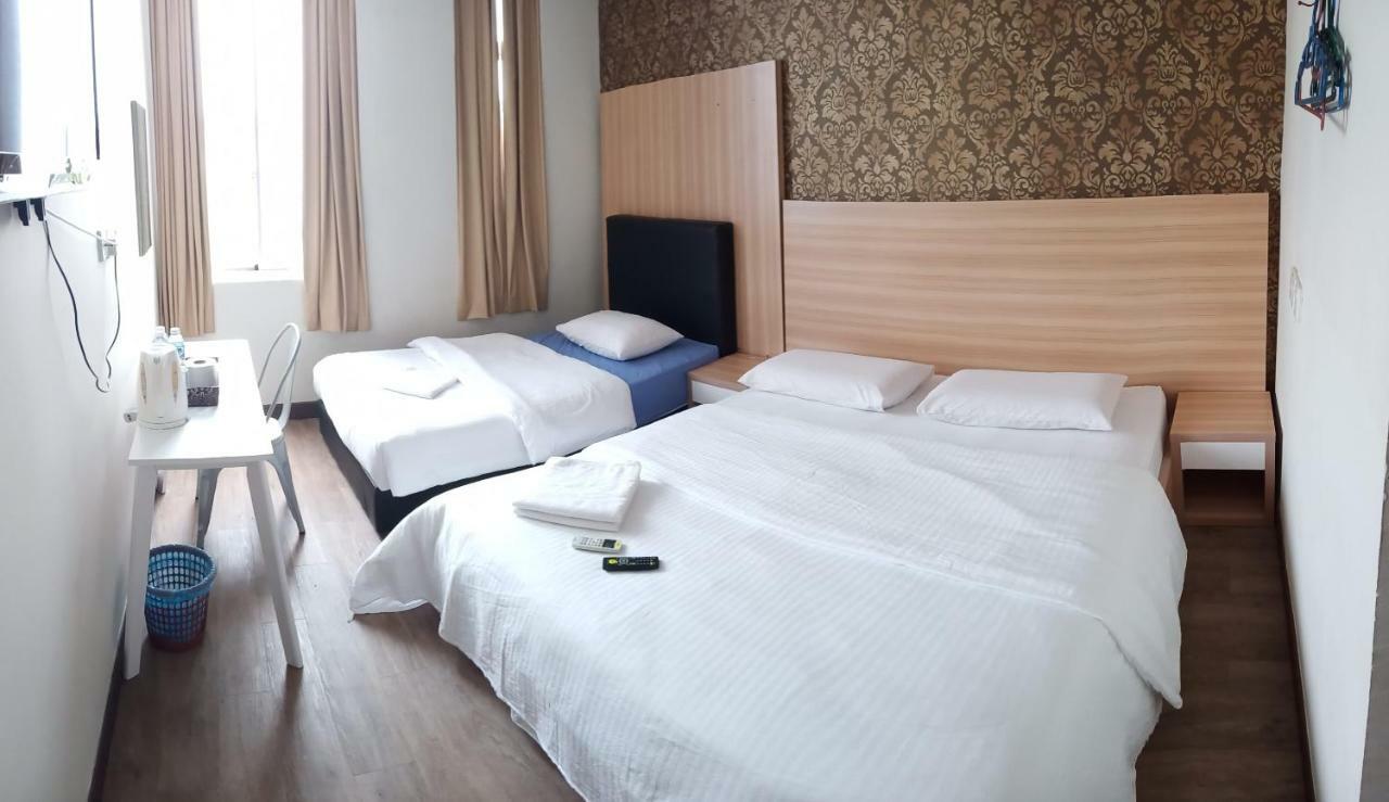 Hotel Truly Asia Kota Kinabalu Værelse billede